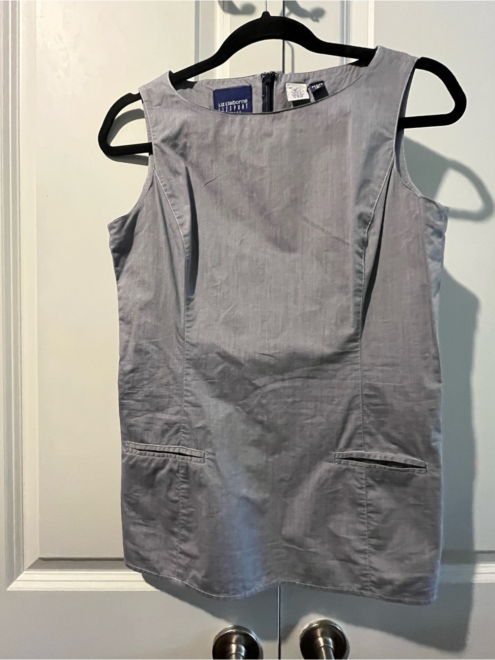 Liz Claiborne Lizsport Light Blue-Gray Sleeveless Shell Top 6P